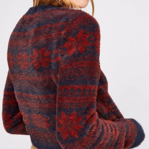 ISO Free People FP One Fuzzy Cropped Fairisle Sweater Size S Color Navy Blue Red - Picture 2 of 2